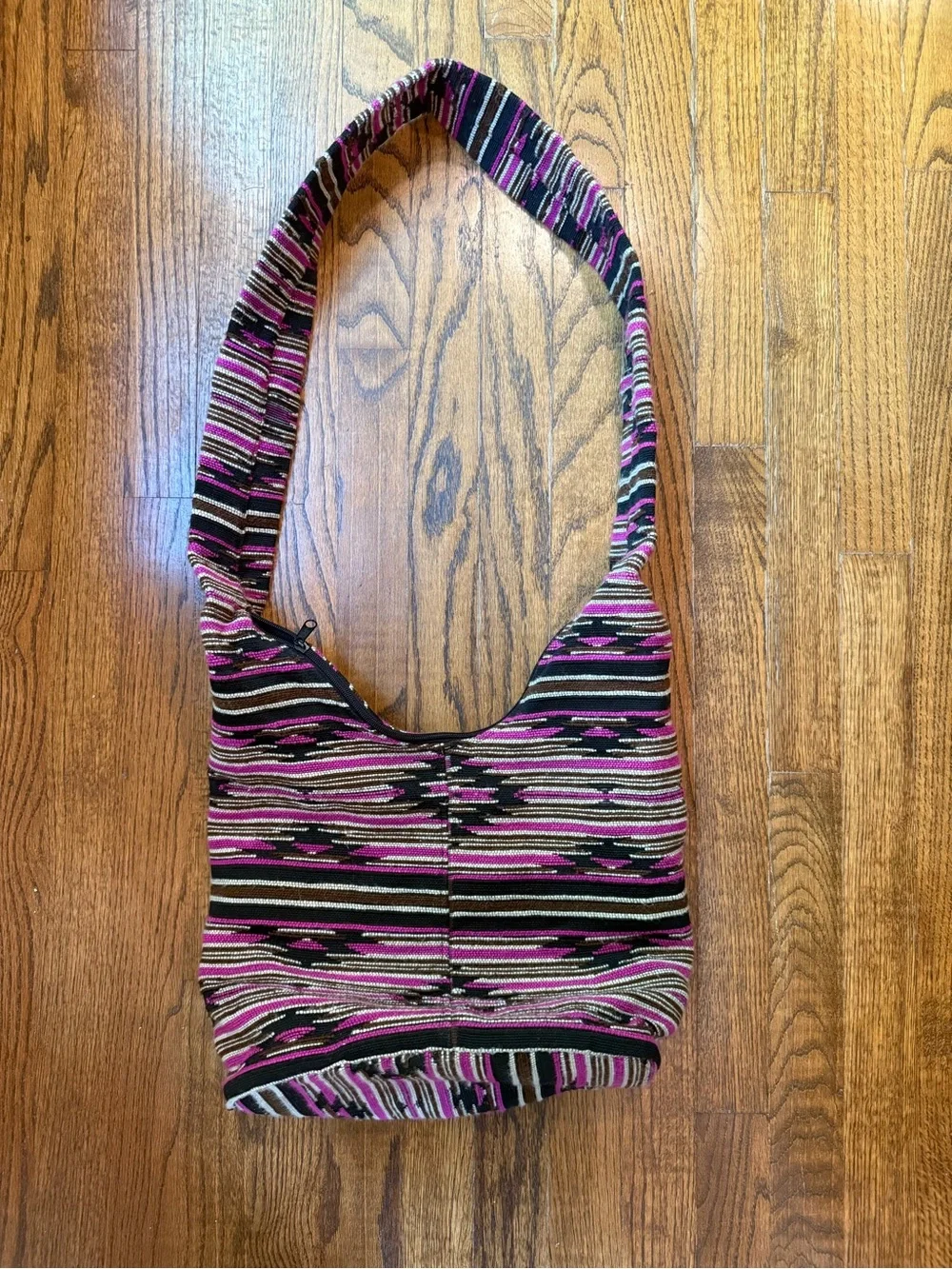 Daqulema Woven Wool Hippie Hobo Sling Bag Purple and Pinks Southwestern Aztec